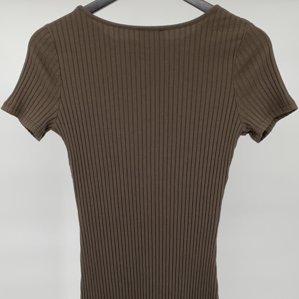 Everly Body Contour Dress Ribbed Twisted Front Olive Green Medium Midi Dress - Picture 6 of 10